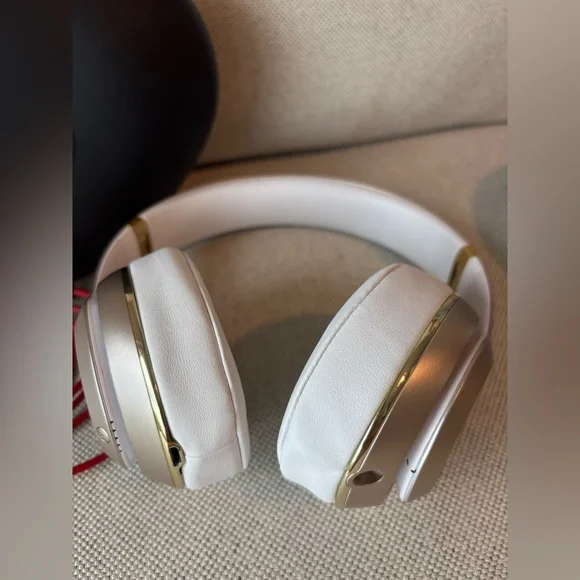 Beats White and Gold Headphones with Red Cable